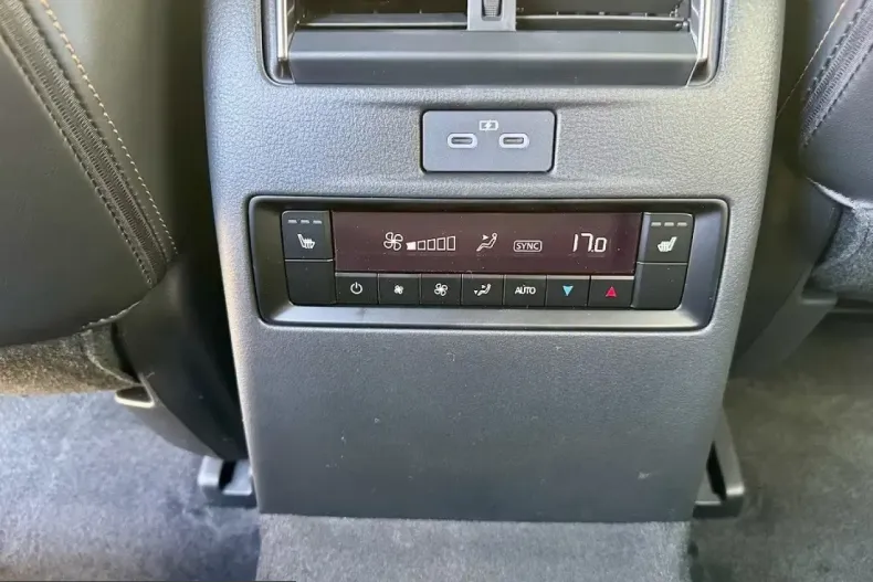 Mazda CX-80 din 2026 cu 10 km - oferta MAZ203456 - foto 17