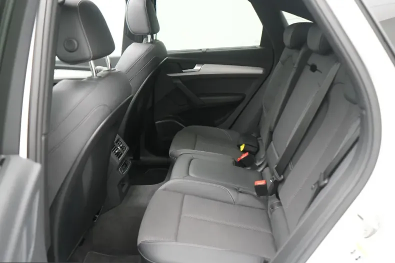 Audi Q5 din 2023 cu 15.097 km - oferta AUD203464 - foto 14