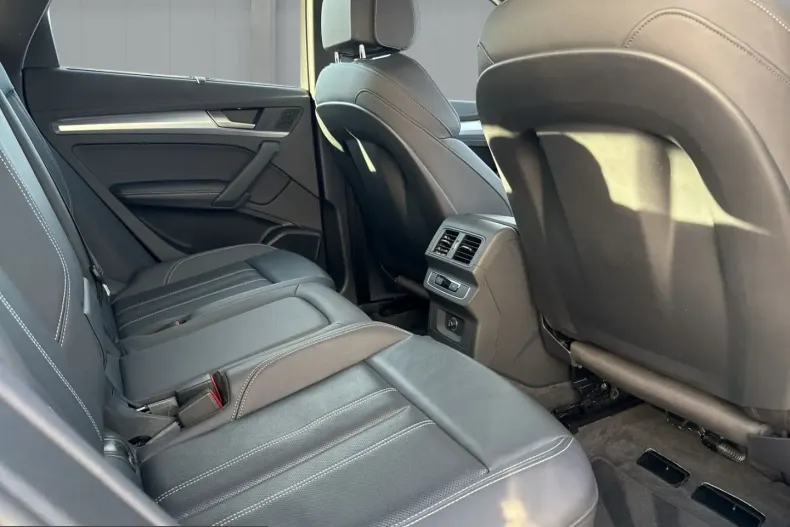 Audi Q5 din 2023 cu 50.792 km - oferta AUD203465 - foto 10