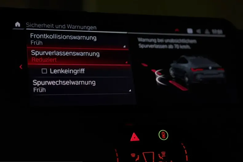 BMW M4 (Seria 4) din 2022 cu 41.500 km - oferta BMW203468 - foto 46