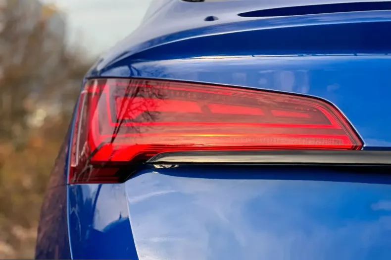 Audi Q5 din 2025 cu 8.690 km - oferta AUD203470 - foto 32