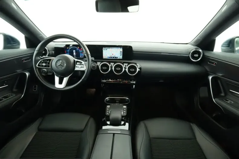 Mercedes-Benz CLA 250 (Clasa CLA) din 2022 cu 56.366 km - oferta MER203471 - foto 19