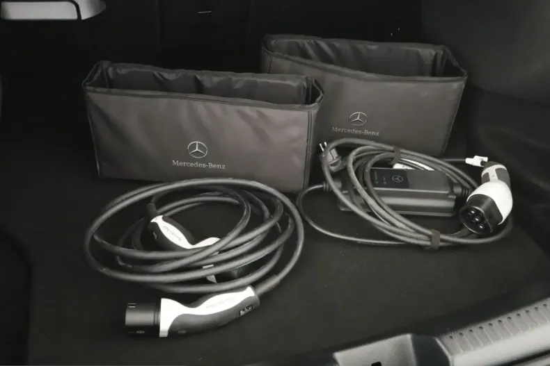 Mercedes-Benz CLA 250 (Clasa CLA) din 2022 cu 56.366 km - oferta MER203471 - foto 23