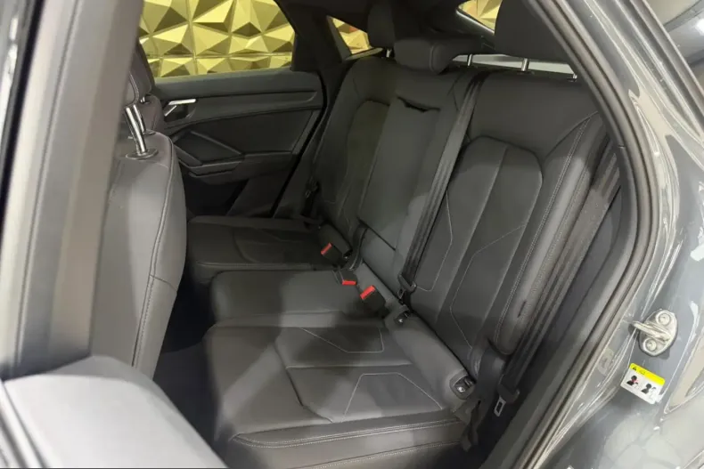 Audi Q3 din 2022 cu 42.900 km - oferta AUD203472 - foto 23