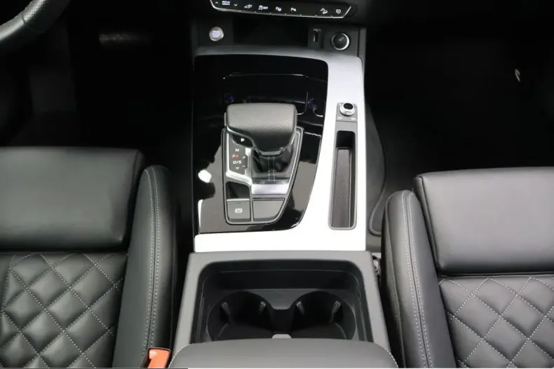 Audi Q5 din 2025 cu 8.690 km - oferta AUD203473 - foto 14