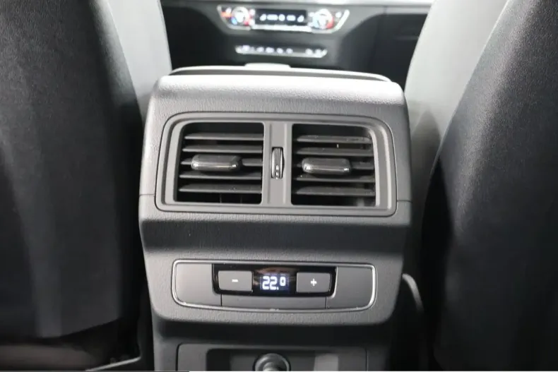 Audi Q5 din 2025 cu 8.690 km - oferta AUD203473 - foto 18