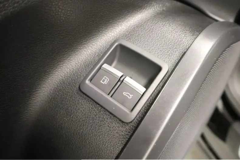 Audi Q5 din 2025 cu 8.690 km - oferta AUD203473 - foto 25