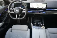 BMW 550 (Seria 5) din 2024 cu 14.520 km - oferta BMW203479 - foto 8