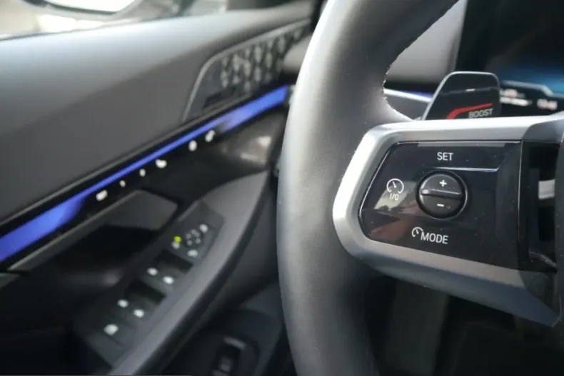 BMW 550 (Seria 5) din 2024 cu 14.520 km - oferta BMW203479 - foto 28