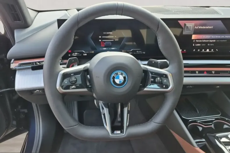 BMW 550 (Seria 5) din 2024 cu 14.995 km - oferta BMW203483 - foto 15