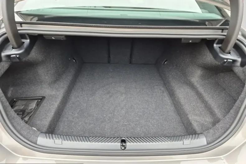 BMW 550 (Seria 5) din 2024 cu 21.005 km - oferta BMW203484 - foto 5