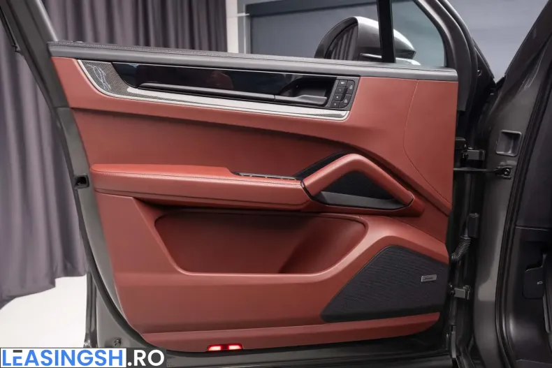 Porsche Cayenne din 2024 cu 24.900 km - oferta POR203487 - foto 17