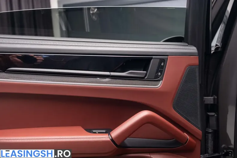 Porsche Cayenne din 2024 cu 24.900 km - oferta POR203487 - foto 36