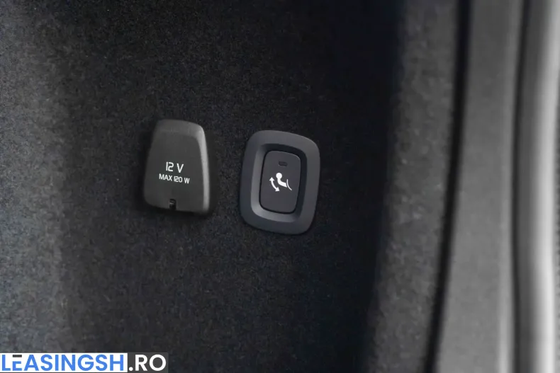 Volvo V60 din 2023 cu 24.874 km - oferta VOL203488 - foto 13