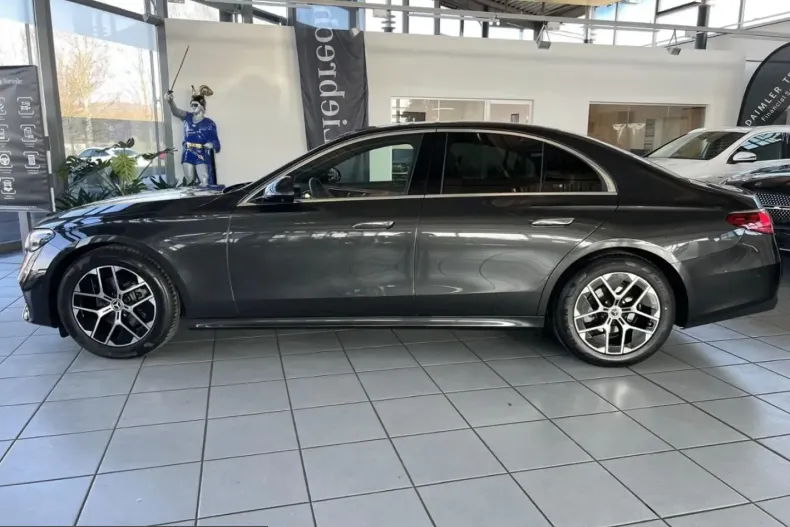 Mercedes-Benz E 220 (Clasa E) din 2024 cu 17.110 km - oferta MER203489 - foto 2