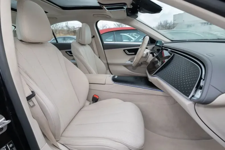 Mercedes-Benz E 200 (Clasa E) din 2025 cu 27.654 km - oferta MER203490 - foto 10