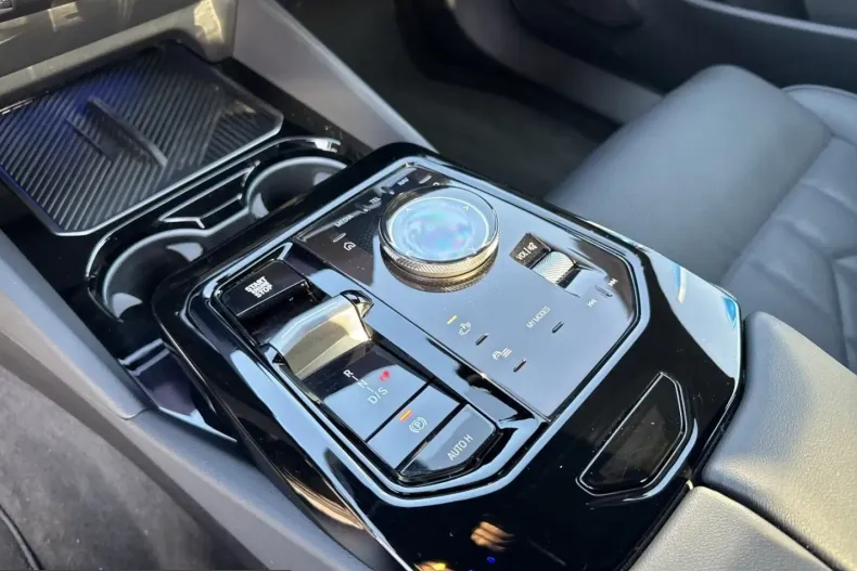 BMW 530 (Seria 5) din 2024 cu 61.582 km - oferta BMW203492 - foto 15