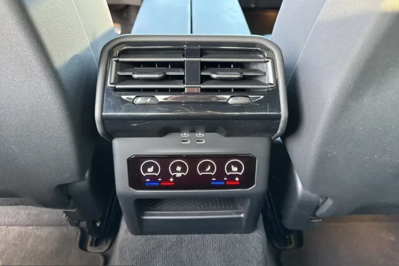 BMW 530 (Seria 5) din 2024 cu 61.582 km - oferta BMW203492 - foto 18