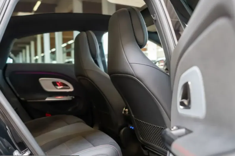 Mercedes-Benz CLA 200 (Clasa CLA) din 2026 cu 4.500 km - oferta MER203501 - foto 4