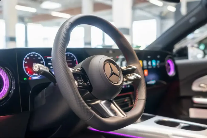 Mercedes-Benz CLA 200 (Clasa CLA) din 2026 cu 4.500 km - oferta MER203501 - foto 16