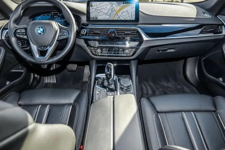 BMW 530 (Seria 5) din 2023 cu 66.280 km - oferta BMW203502 - foto 14