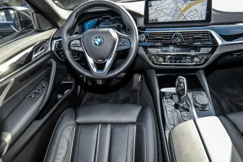 BMW 530 (Seria 5) din 2023 cu 66.280 km - oferta BMW203502 - foto 17