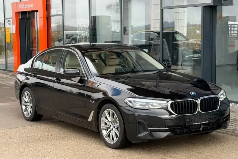 BMW 530 (Seria 5) din 2023 cu 100.000 km - oferta BMW203503 - foto 1