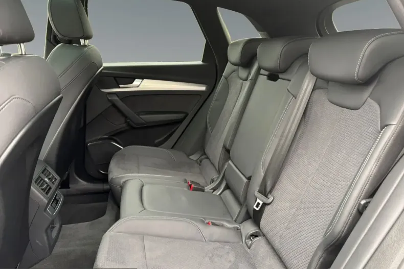 Audi Q5 din 2024 cu 19.433 km - oferta AUD203504 - foto 9