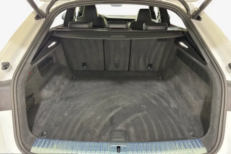 Audi Q8 din 2023 cu 96.716 km - oferta AUD203511 - foto 17