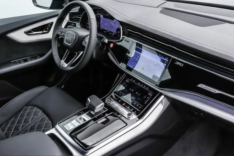 Audi Q8 din 2023 cu 133.699 km - oferta AUD203513 - foto 4