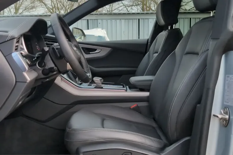 Audi Q8 din 2025 cu 27.332 km - oferta AUD203514 - foto 19