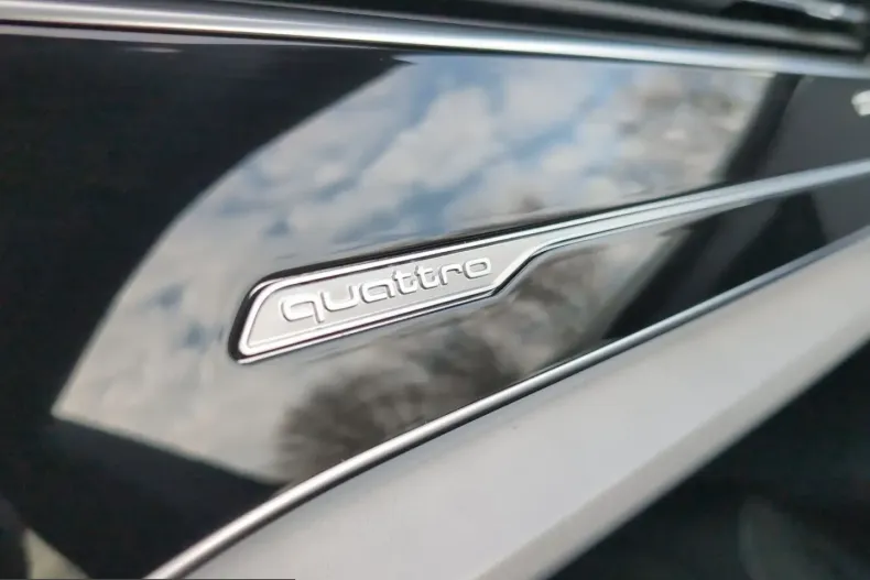 Audi Q8 din 2025 cu 27.332 km - oferta AUD203514 - foto 20