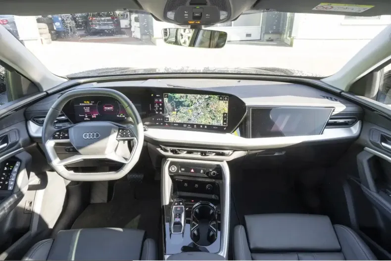 Audi Q5 din 2025 cu 7.560 km - oferta AUD203516 - foto 6