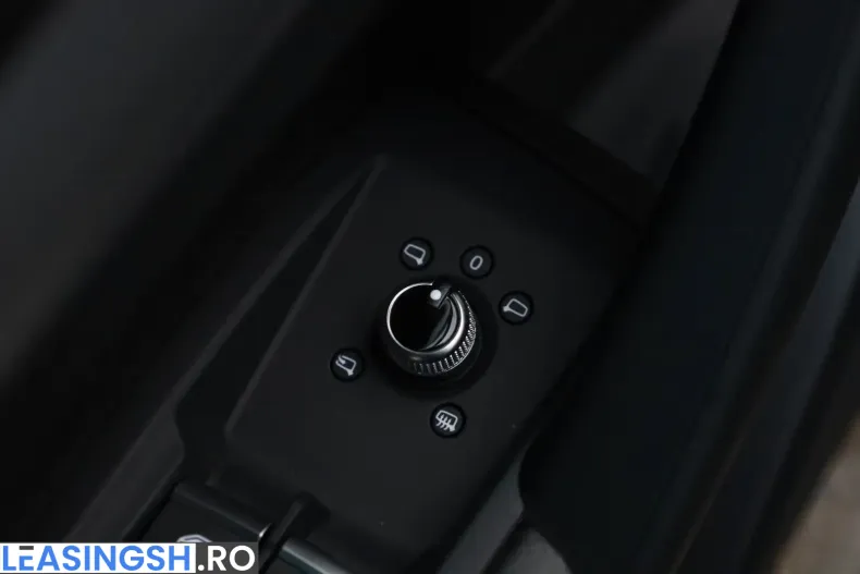 Audi Q5 din 2024 cu 9.800 km - oferta AUD203517 - foto 23