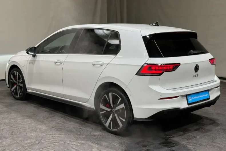 Volkswagen Golf din 2025 cu 11.921 km - oferta VOL203518 - foto 3