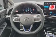 Volkswagen Golf din 2024 cu 10.983 km - oferta VOL203520 - foto 16