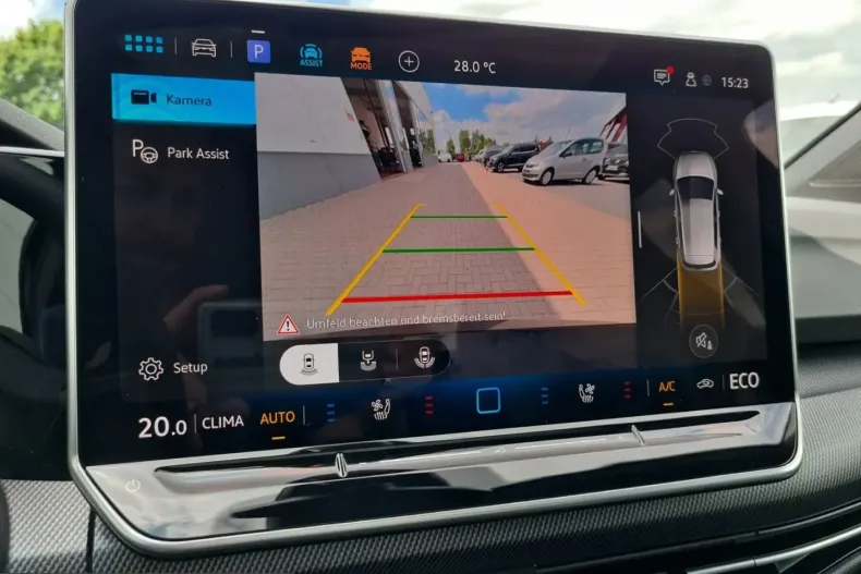 Volkswagen Golf din 2024 cu 10.983 km - oferta VOL203520 - foto 25