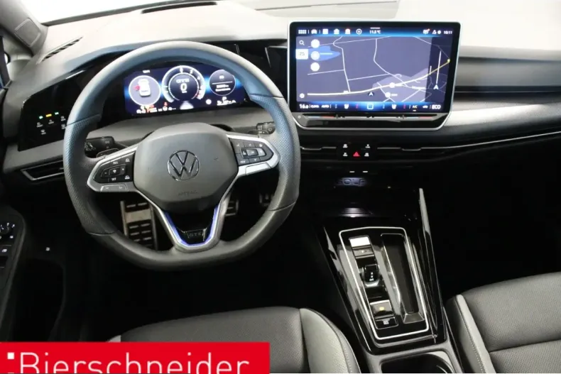 Volkswagen Golf din 2024 cu 23.594 km - oferta VOL203521 - foto 3