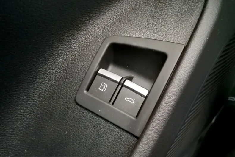 Audi Q8 din 2025 cu 18.745 km - oferta AUD203527 - foto 26