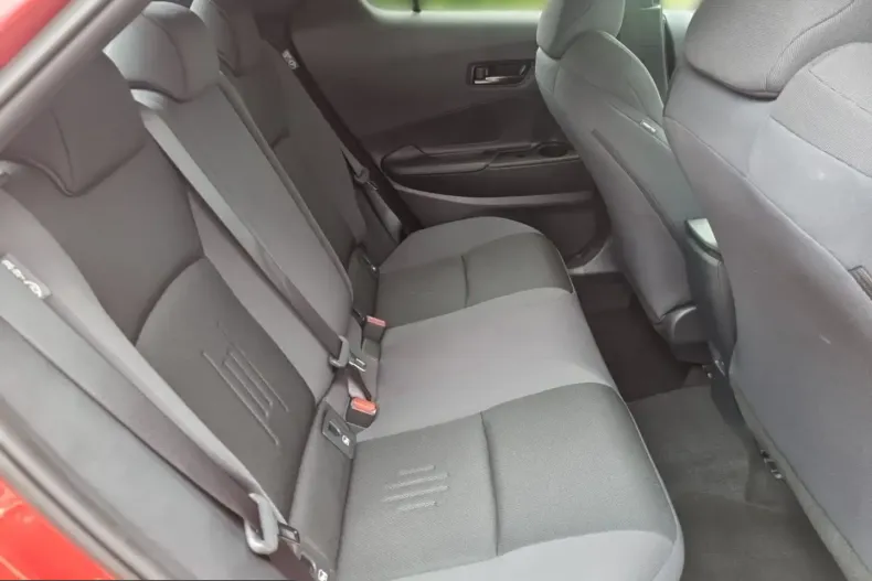 Toyota C-HR din 2024 cu 10.500 km - oferta TOY203530 - foto 14