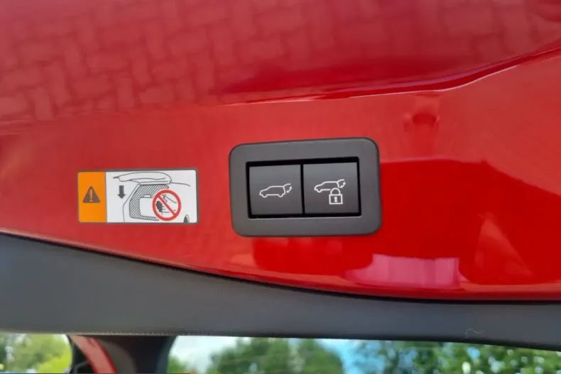 Toyota C-HR din 2024 cu 10.500 km - oferta TOY203530 - foto 18