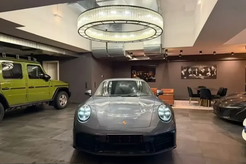 Porsche 992 din 2025 cu 14.900 km - oferta POR203532 - foto 4