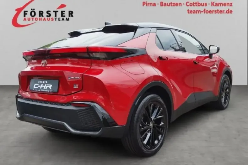 Toyota C-HR din 2025 cu 5.000 km - oferta TOY203533 - foto 3