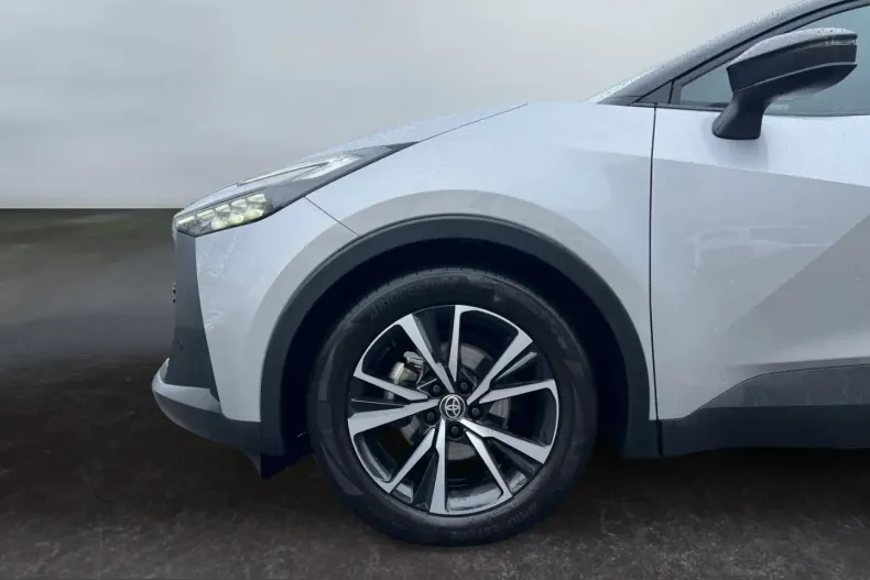 Toyota C-HR din 2025 cu 25.333 km - oferta TOY203534 - foto 2