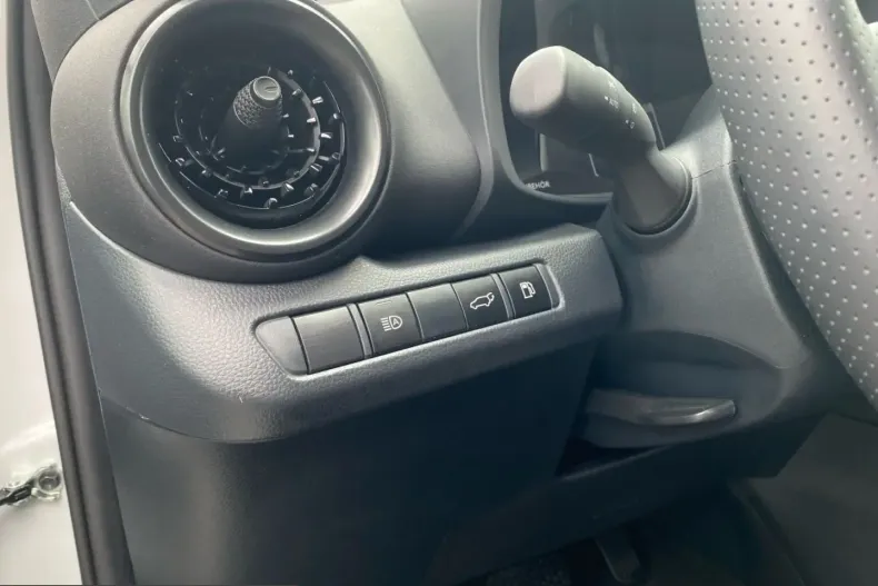 Toyota C-HR din 2024 cu 7.834 km - oferta TOY203536 - foto 20