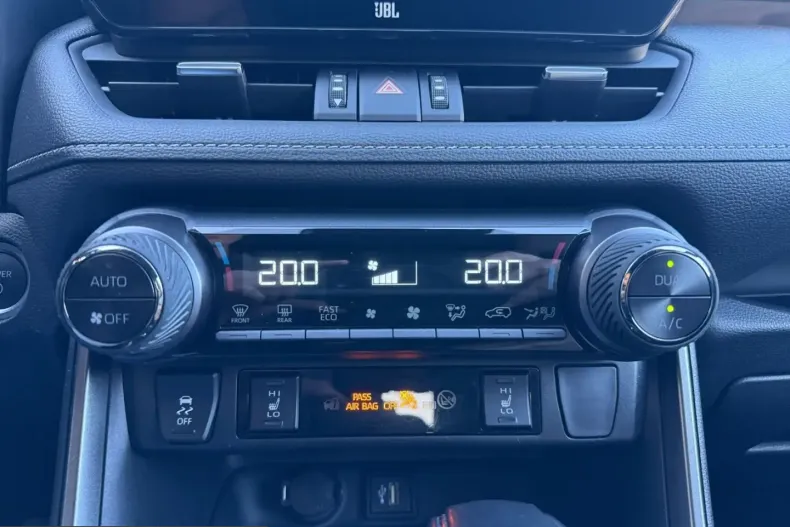 Toyota RAV4 din 2023 cu 42.852 km - oferta TOY203541 - foto 25