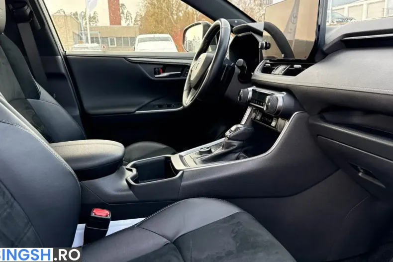 Toyota RAV4 din 2023 cu 28.500 km - oferta TOY203542 - foto 6