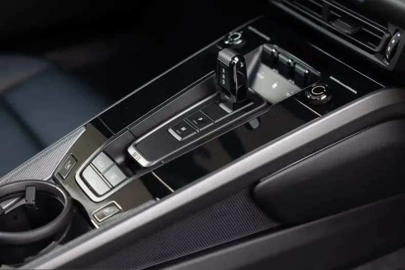 Porsche 992 din 2024 cu 10.010 km - oferta POR203544 - foto 12