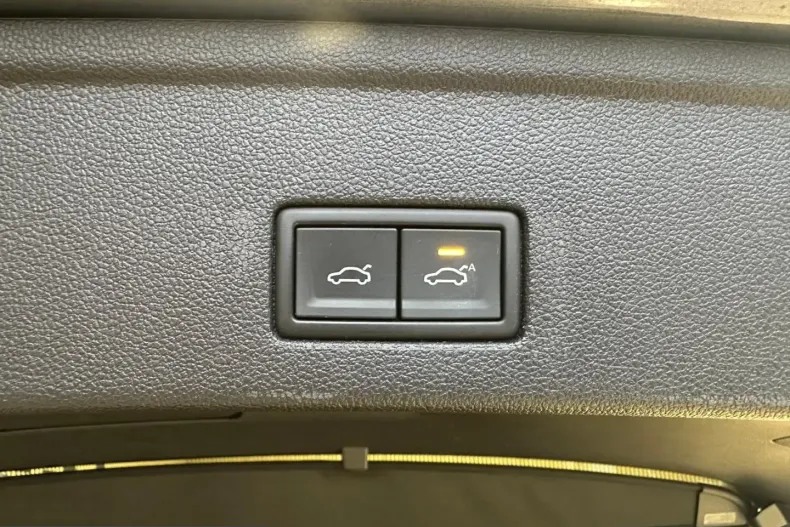 Volkswagen Touareg din 2021 cu 80.760 km - oferta VOL203546 - foto 25