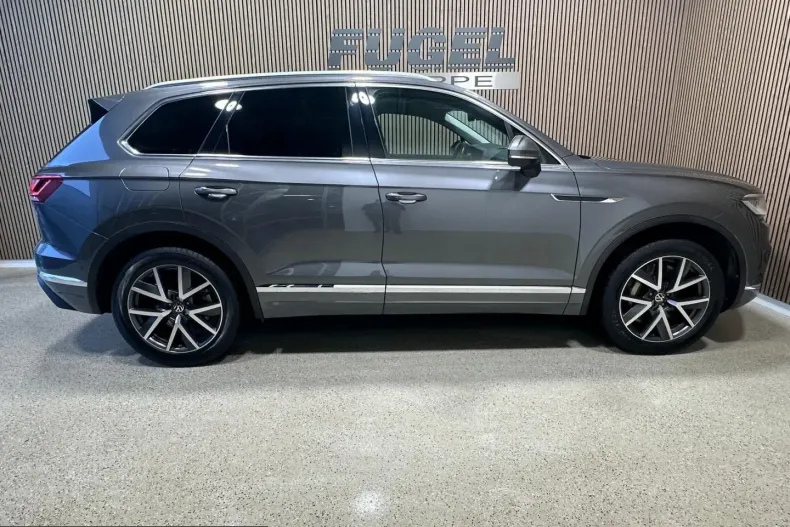 Volkswagen Touareg din 2021 cu 80.760 km - oferta VOL203546 - foto 29